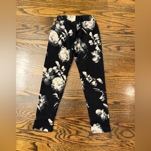 GAP Kids Black and Cream Patterned Leggings